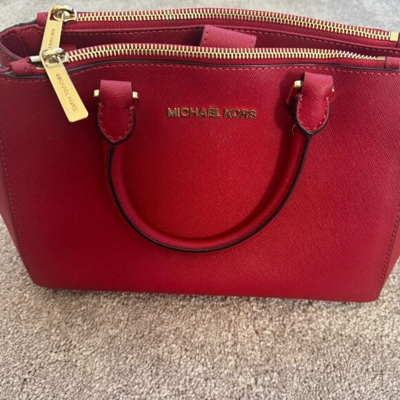 Michael Kors Purse - Picture 1 of 8